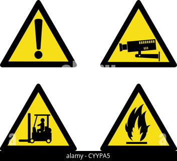 Illustrazione del posto di lavoro che mostra segni di avvertenza, attenzione, una telecamera di sicurezza, il funzionamento del carrello elevatore a forche e infiammabili isolati su sfondo bianco Foto Stock