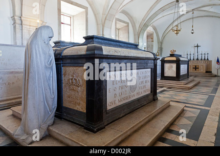 Re D. Carlos I e Principe D. Luiz tombe. Pantheon della casa di Braganza. Sao Vicente de Fora monastero. Lisbona, Portogallo. Foto Stock