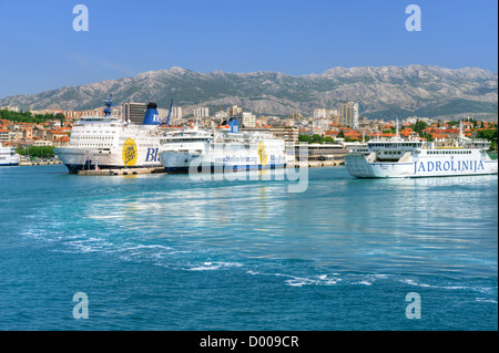 Vista del porto, città di Spalato, Croazia Foto Stock