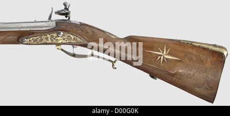 Un fucile da flintlock tedesco del sud, circa 1760. Cilindro rotondo a foro liscio segmentato da travi in calibro 15 mm con una nervatura intermedia corta. Flintlock con decorazioni a rocaille tagliate. Mezze scorte di noce intagliato con naso a corno e stella intagliata sulla guancia. I mobili in ottone con ornamenti e un busto il bastone di legno con punta a corno. Lunghezza 126 cm, storico, storico, XVIII secolo, fucili civili, armi, armi, armi, armi, armi, armi da fuoco, armi da fuoco, armi da fuoco, armi da fuoco, armi, armi, oggetti, fermi, clipping, ritaglio, ritaglio, ritaglio, ulteriori-diritti-clearences-non disponibili Foto Stock