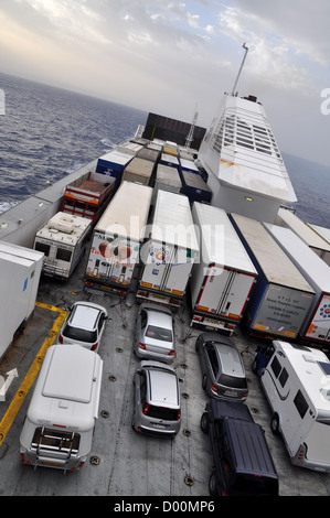 Traghetto da Palermo a Livorno, Italia Foto Stock