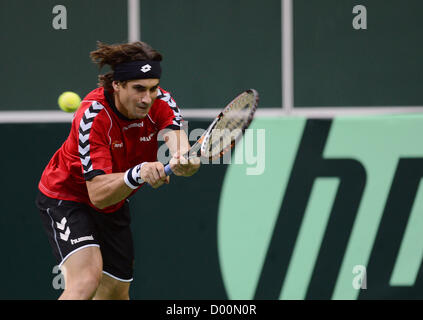 Praga, Repubblica Ceca. Il 13 novembre 2012. David Ferrer della Spagna è visto durante il corso di formazione tecnica per la Coppa Davis finale match di tennis Repubblica Ceca contro la Spagna a Praga Repubblica Ceca, Martedì 13 Novembre, 2012. (CTK foto/Katerina Sulova) Foto Stock