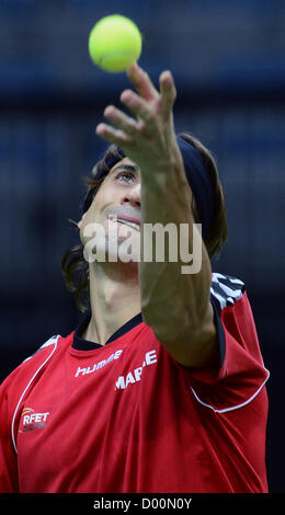 Praga, Repubblica Ceca. Il 13 novembre 2012. David Ferrer della Spagna è visto durante il corso di formazione tecnica per la Coppa Davis finale match di tennis Repubblica Ceca contro la Spagna a Praga Repubblica Ceca, Martedì 13 Novembre, 2012. (CTK foto/Katerina Sulova) Foto Stock