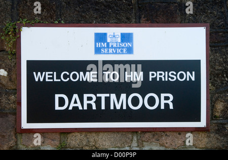 Benvenuti al carcere HM Dartmoor segno sulla parete della prigione.Dartmoor prigione Princetown Devon UK. HOMER SYKES Foto Stock