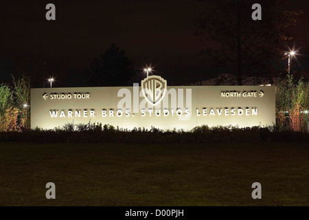 Notte Tempo esposizione della Warner Brothers Studios,Casa del Harry Potter Tour e film studios. Foto Stock