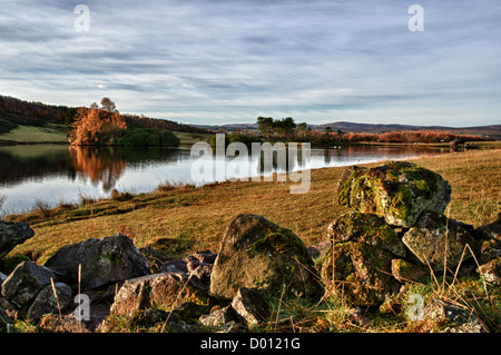 HDR di Knapps Loch, Kilmacolm, Renfrewshire, Scozia. Foto Stock