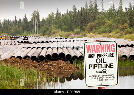 Costruzioni di Pipeline lavorare a nord di Fort McMurray nel cuore del canadese tar sands Foto Stock