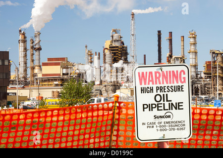 Il Syncrude upgrader impianto. Il tar sands sono il più grande progetto industriale del pianeta, Foto Stock