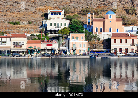 Korissia, che è un porto naturale vi accoglie all'isola di Kea, Grecia Foto Stock