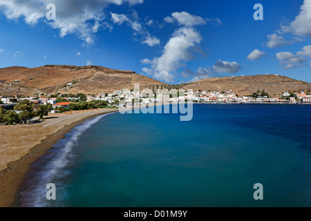 Korissia, che è un porto naturale vi accoglie all'isola di Kea, Grecia Foto Stock