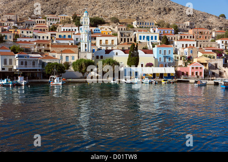 Case colorate, Halki, Chalki, Dodekanese, Grecia Foto Stock