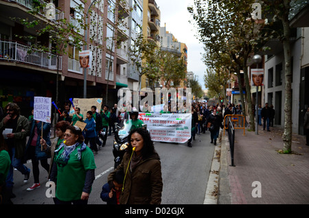 Manifestazioni & sciopero generale in L'Hospitalet de Llobregat (Barcelona). Richieste di pagamento in natura in ipoteche. Foto Stock