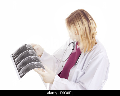 Medico con la radiografia Foto Stock