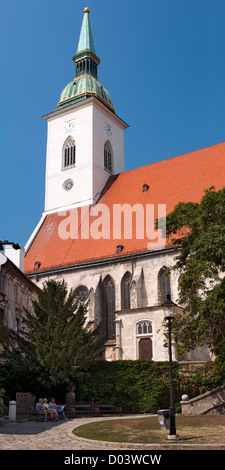 San Martin's Cathedral (aka l incoronazione chiesa) di Bratislava, la capitale della Slovacchia. Foto Stock