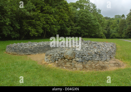 Parc le Breos Cwm neolitico chambered cairn nella Penisola di Gower nel Galles del Sud. Foto Stock