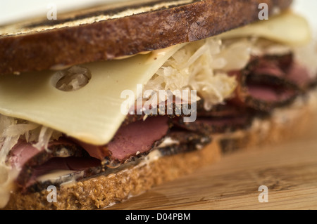 Roast beef sandwich di turbolenza sul pane di segale Foto Stock