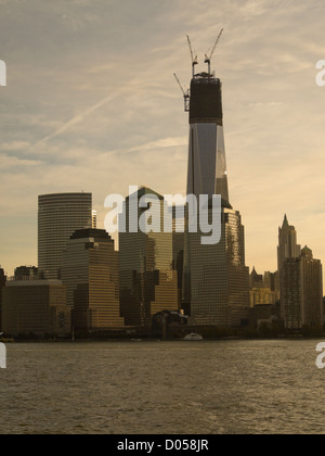 Freedom Tower in costruzione, visto dal New Jersey Foto Stock