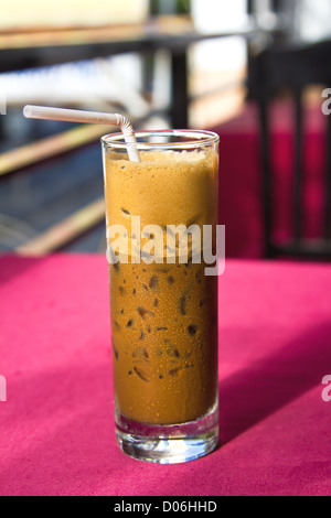 Tradizionale vietnamita di caffè di ghiaccio Foto Stock