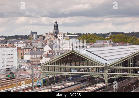 Il principale capolinea dei treni a Tours in Francia. Foto Stock