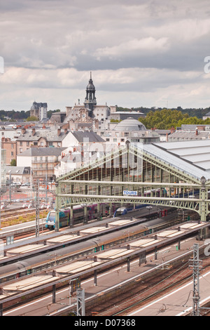 Il principale capolinea dei treni a Tours in Francia. Foto Stock