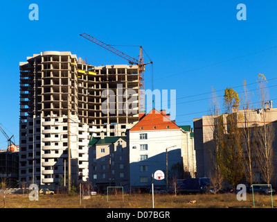 La costruzione di nuovi edifici residenziali Foto Stock