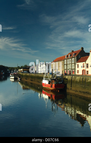 Eyemouth Harbour sulla Berwickshire sentiero costiero, Scottish Borders Foto Stock