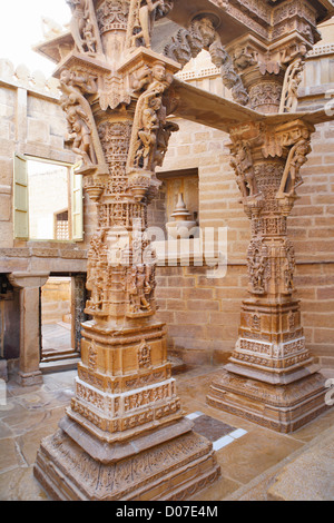 Tempio Jain, Jaisalmer, Rajasthan, India Foto Stock