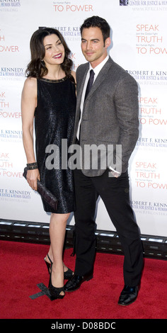 Julianna Marguiles e Keith Lieberthal, Robert F. Kennedy Center per la giustizia e i diritti umani ripple della speranza awards cena Foto Stock