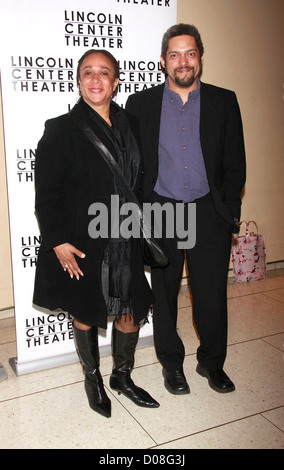 S. Epatha Merkerson apertura notturna dopo la festa per il Lincoln Centre Teatro Broadway produzione di "un uomo libero di colore" tenuto Foto Stock