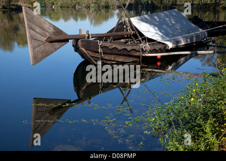 Un 'GABARRA' BARCA DI LEGNO NAVIGAZIONE DELLA LOIRA SAVONNIERES Indre-et-Loire (37) FRANCIA Foto Stock