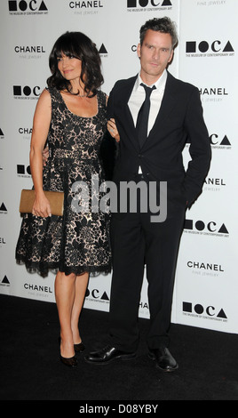 Rosetta e Balthazar Getty MOCA di gala annuale dell'artista Museum accade - Gli arrivi di Los Angeles, California - 13.11.10 Foto Stock