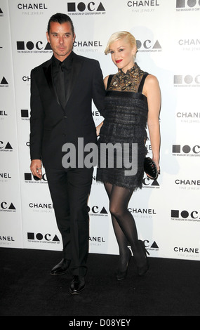 Gavin Rossdale e Gwen Stefani MOCA di gala annuale dell'artista Museum accade - Gli arrivi di Los Angeles, California - 13.11.10 Foto Stock