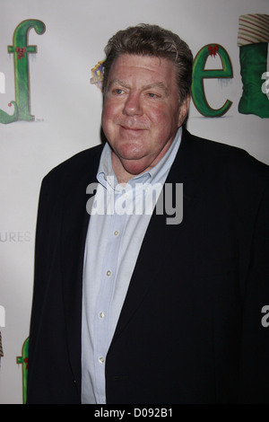 George Wendt apertura notturna del musical di Broadway produzione di 'ELF' tenuto presso il Grand Hyatt Hotel - dopo essere partito New York Foto Stock