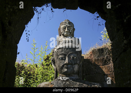 Statue di Buddha, Mrauk U Foto Stock