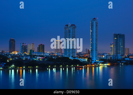 Thailandia, Bangkok, il fiume Chao Phraya Foto Stock