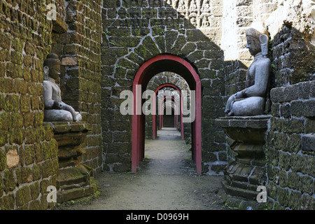 Tempio Kothaung, Mrauk U Foto Stock