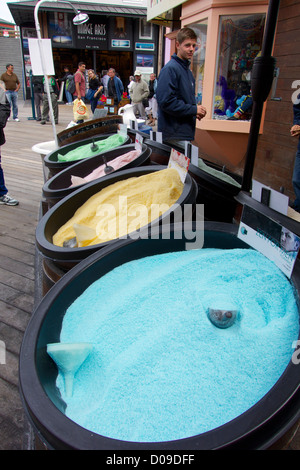 I sali da bagno in vendita. Pier 39 San Francisco California Foto Stock