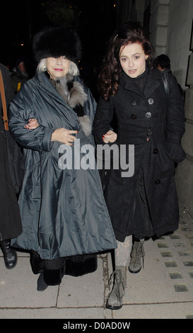 Helena Bonham Carter, presso lo screening di 'Toast' al Princess Anne Theatre di Londra, Inghilterra - 01.12.10 Foto Stock