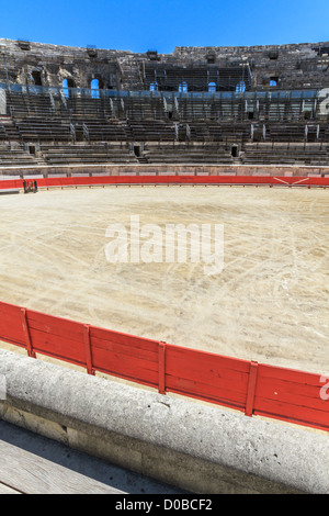 Arena Nimes (Anfiteatro Romano), Francia Foto Stock