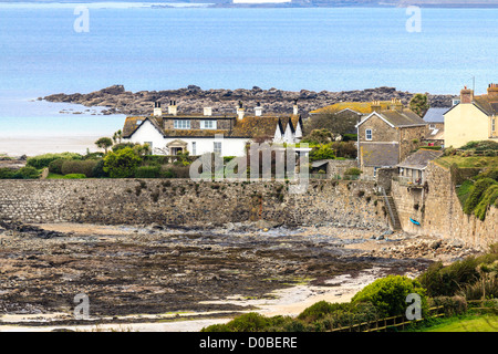 Vista del villaggio di Marazion vicino a St. Michael's Mount, Cornwall, Regno Unito Foto Stock