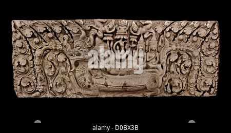 Architrave Vishnu reclinato Ananta serpente Kmer arte stile Baphuon11-12 cento Prasat Phnom Rung Burirum Museo Nazionale di Bangkok tailandese Foto Stock