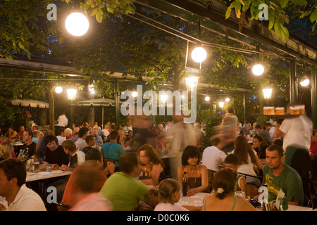 Österreich, Wien 2, il Prater, Gaststätte Schweizerhaus Foto Stock