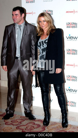 Meg Mathews e Joe Calzaghe lifestyle londinese Awards tenutosi presso il Riverbank Plaza Hotel Londra Inghilterra - 07.10.10 Foto Stock