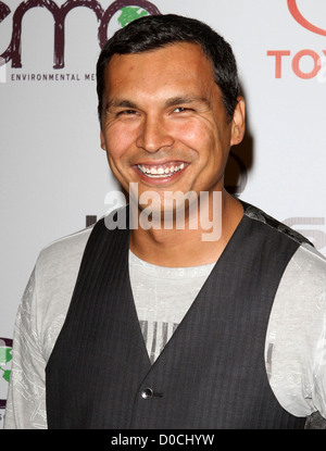 Adam Beach xx ambientale annuale Media Awards tenutosi a Warner Bros Studios di Burbank, California Foto Stock