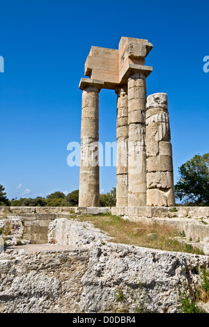 Antichi resti del tempio di Apollo a Rodi acropoli in Grecia Foto Stock