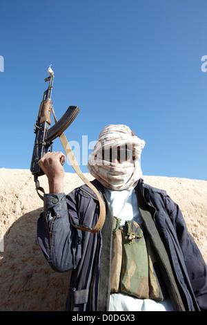 Afghan fighter durante una operazione di combattimento in Afghanistan la provincia di Helmand Foto Stock