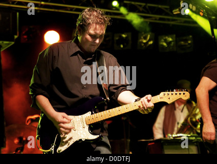 Southside Johnny e la Asbury Jukes eseguendo a Liverpool O2 Academy Liverpool, in Inghilterra - 27.10.10 Foto Stock