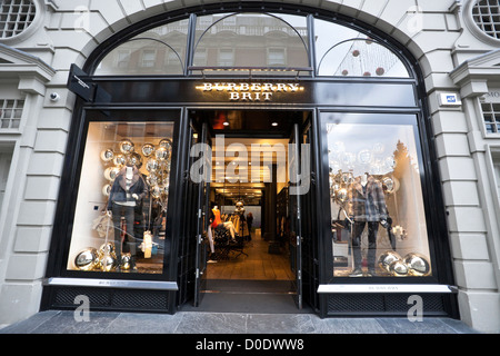 Burberry Brit fashion store, Covent Garden, Londra, Inghilterra, Regno Unito Foto Stock