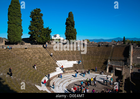 Teatro Grande il Grand Theatre dal II secolo A.C. Pompei la città romana sepolta nella lava vicino a Napoli Foto Stock