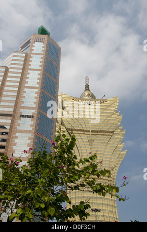 Cina, Macau, Guangdong Sheng provincia, città di Zhuhai Shi. Grand Lisboa Hotel & Casino. Foto Stock